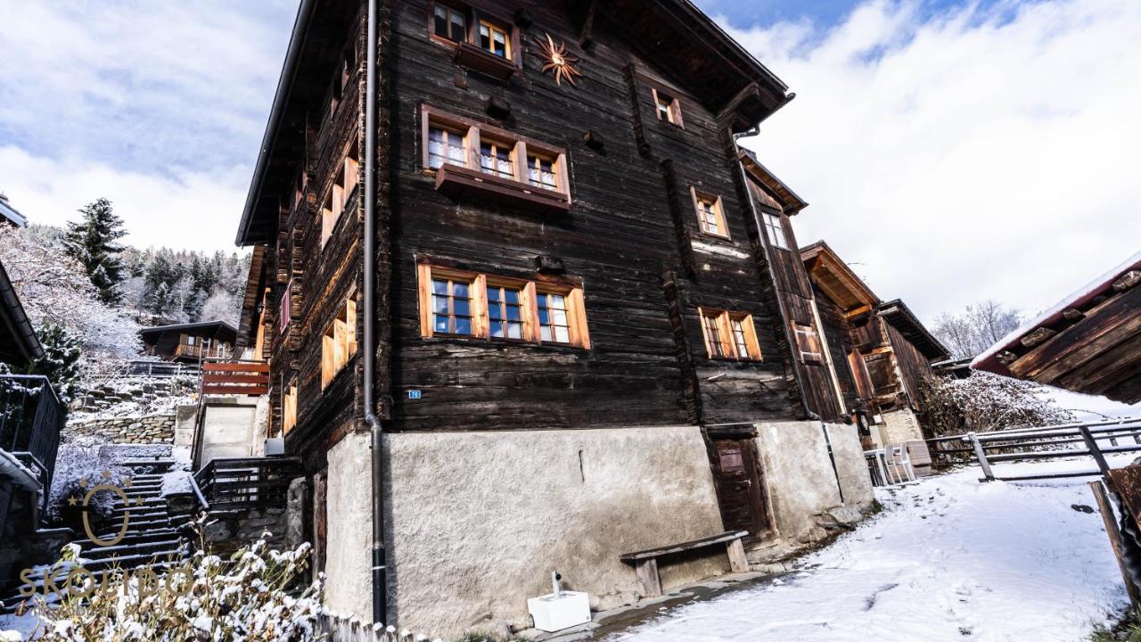 Heimeliges Walliserhaus Fiesch Buitenkant foto
